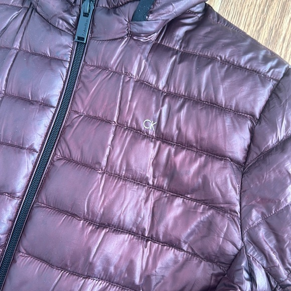 Burgundy Calvin Klein Puffer Jacket - Picture 2 of 8